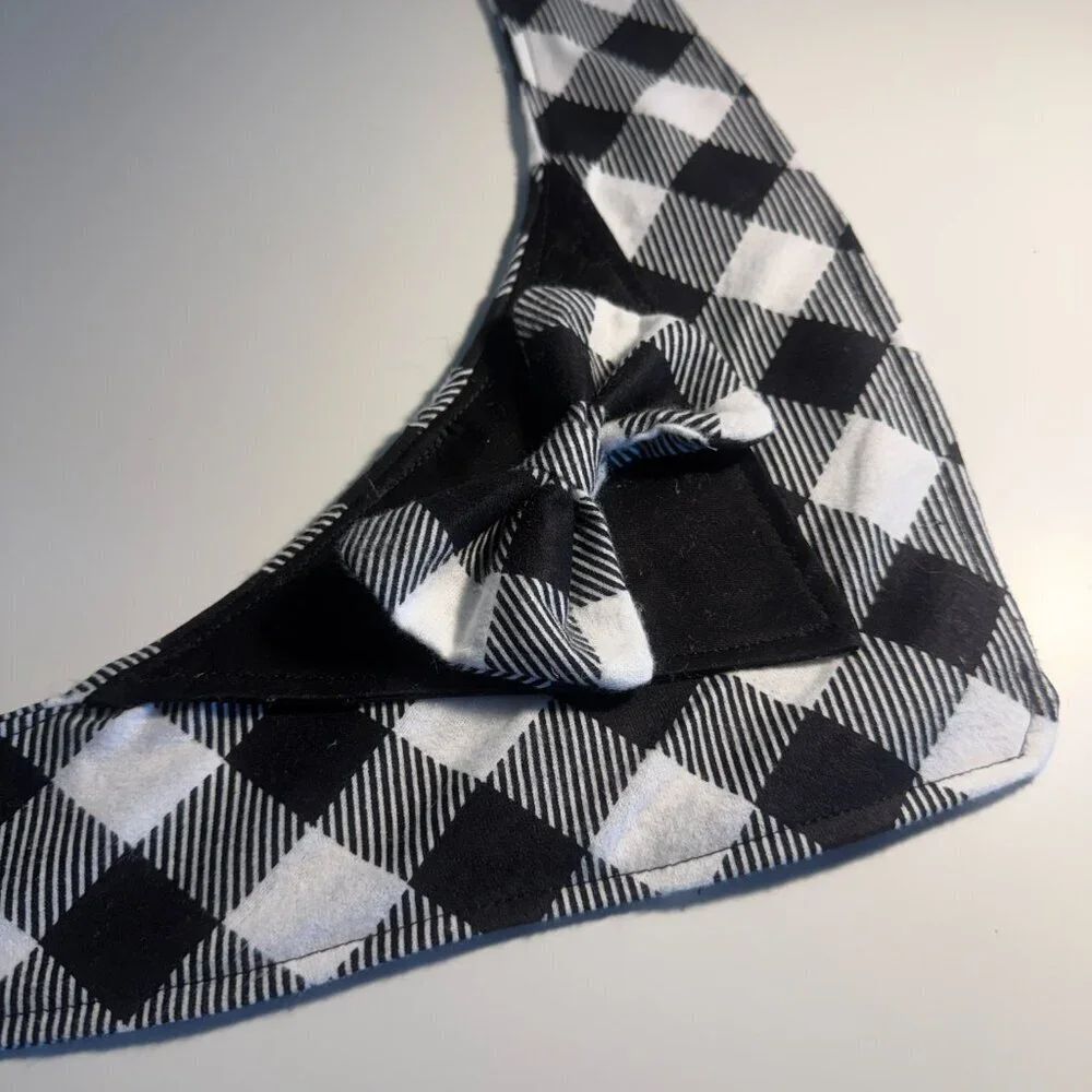 Luxury XXL Buffalo Plaid Dog Bandana with Bow Tie – Handmade Winter Style